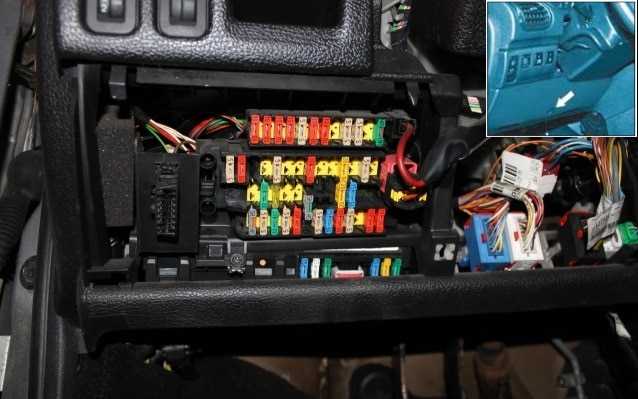 Снятие и замена блока управления